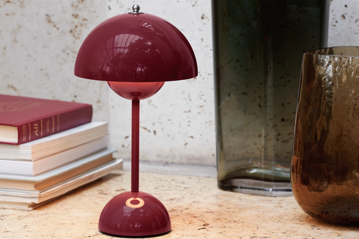 &Tradition | FLOWERPOT PORTABLE VP9 Dark Plum