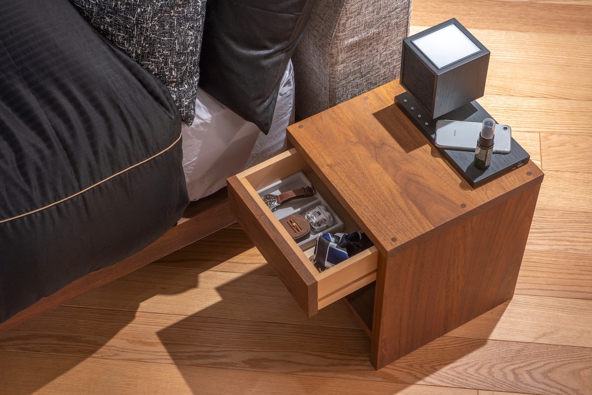 MORELESS NIGHT TABLE H40cm