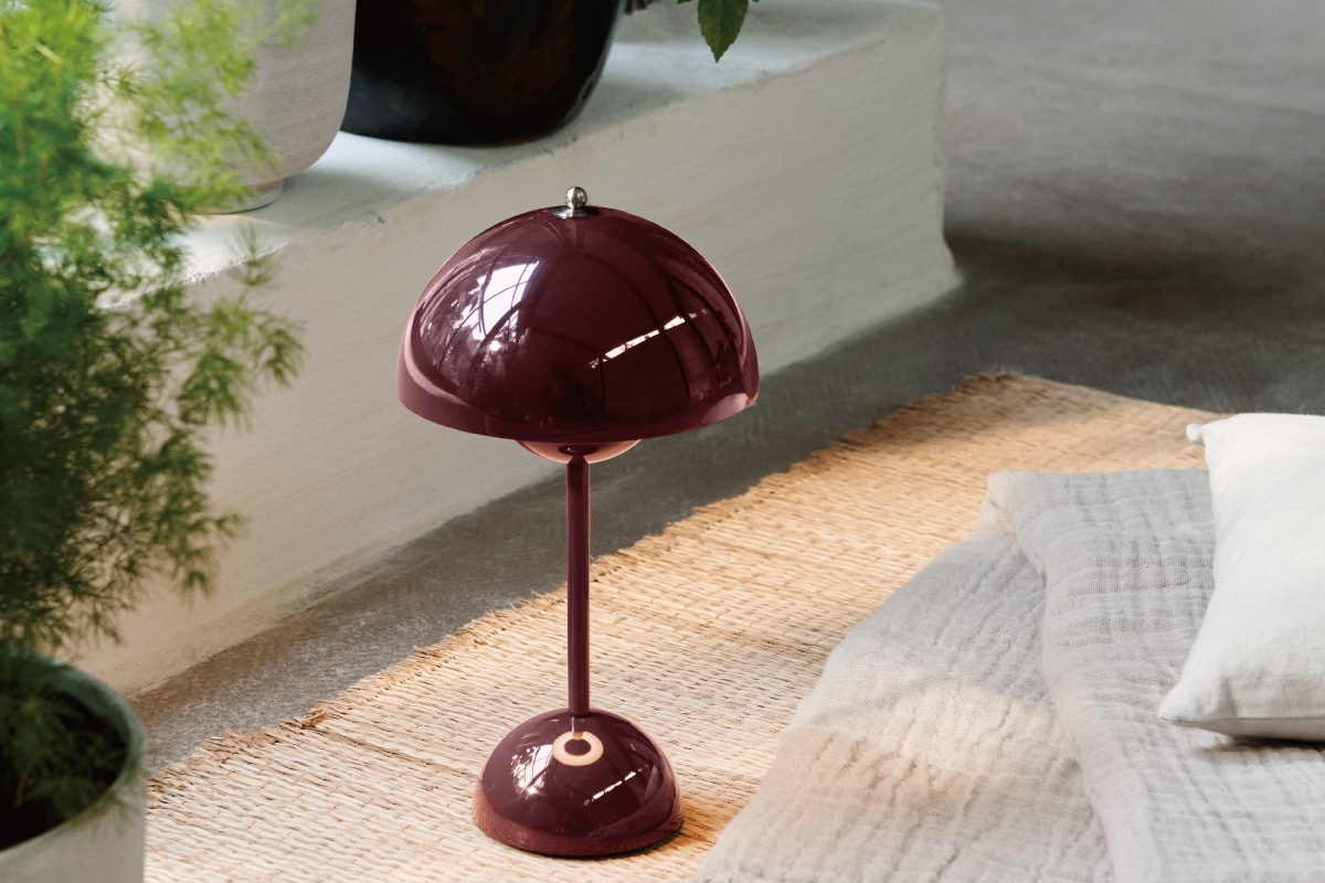 &Tradition | FLOWERPOT PORTABLE VP9 Dark Plum