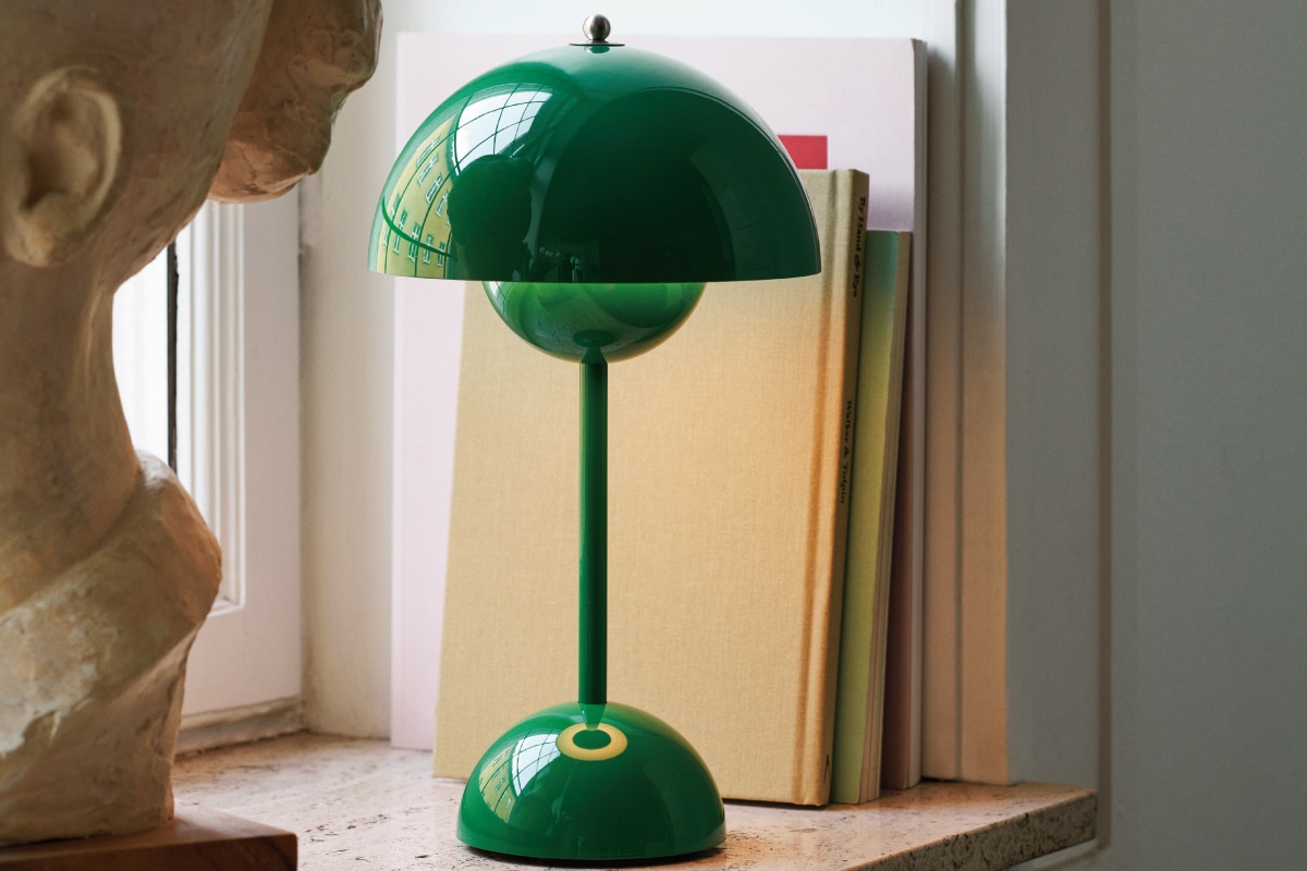 &Tradition | FLOWERPOT PORTABLE VP9 Signal Green