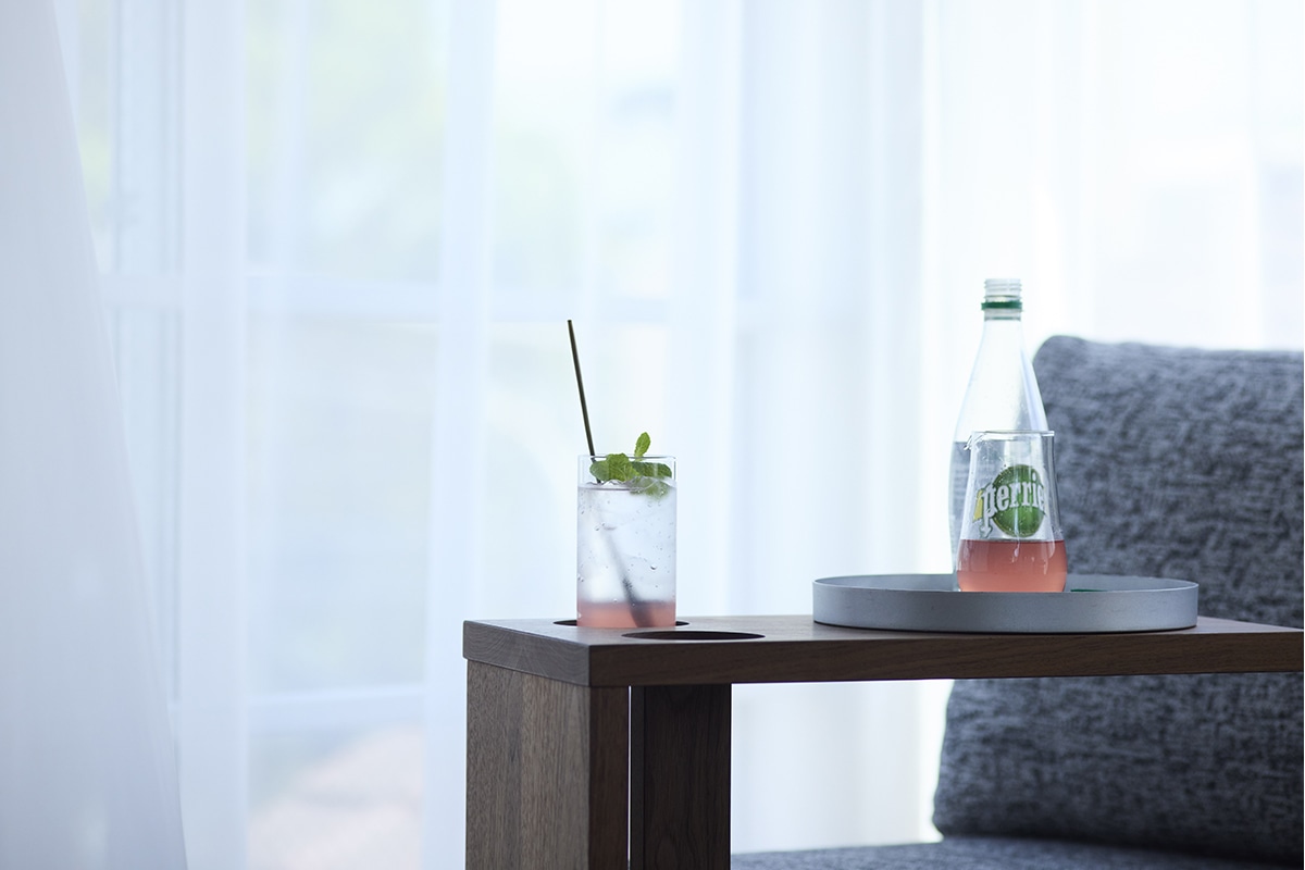 ELVIS SIDE TABLE H55cm / マグプレイス(2箇所)