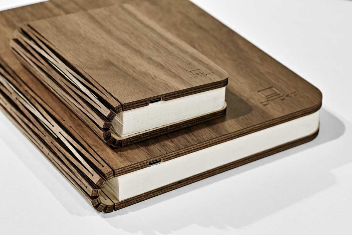 gingko design | Smart Book Light Mini (Natural Wood) Mini