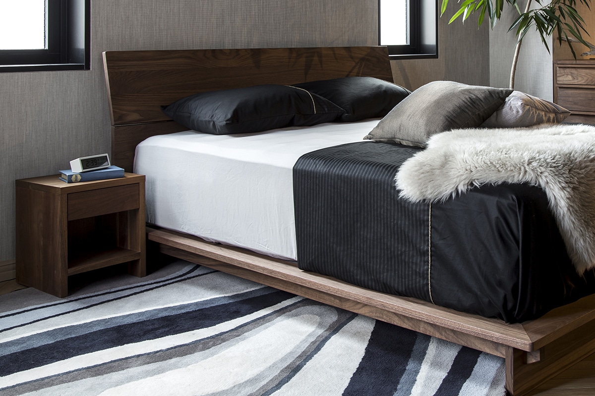 MORELESS NIGHT TABLE H40cm