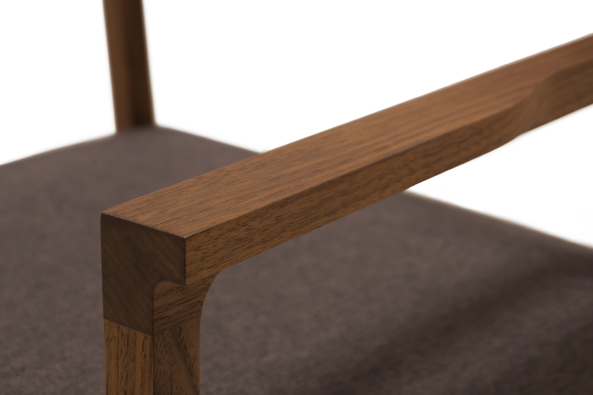 RIN 023 ARM CHAIR