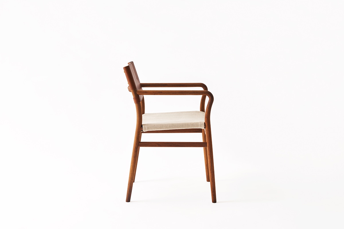 YU UC3 DINING CHAIR