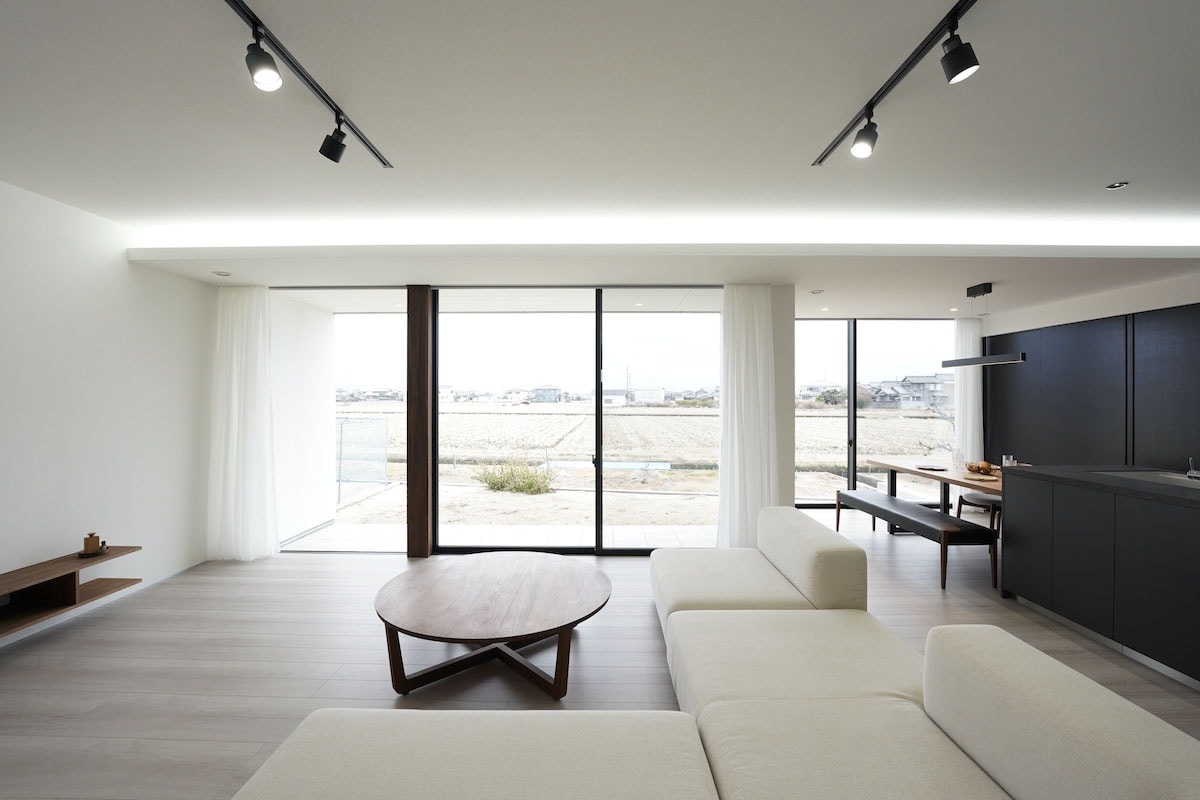 HEAVEN LIVING TABLE Φ120cm x H34cm