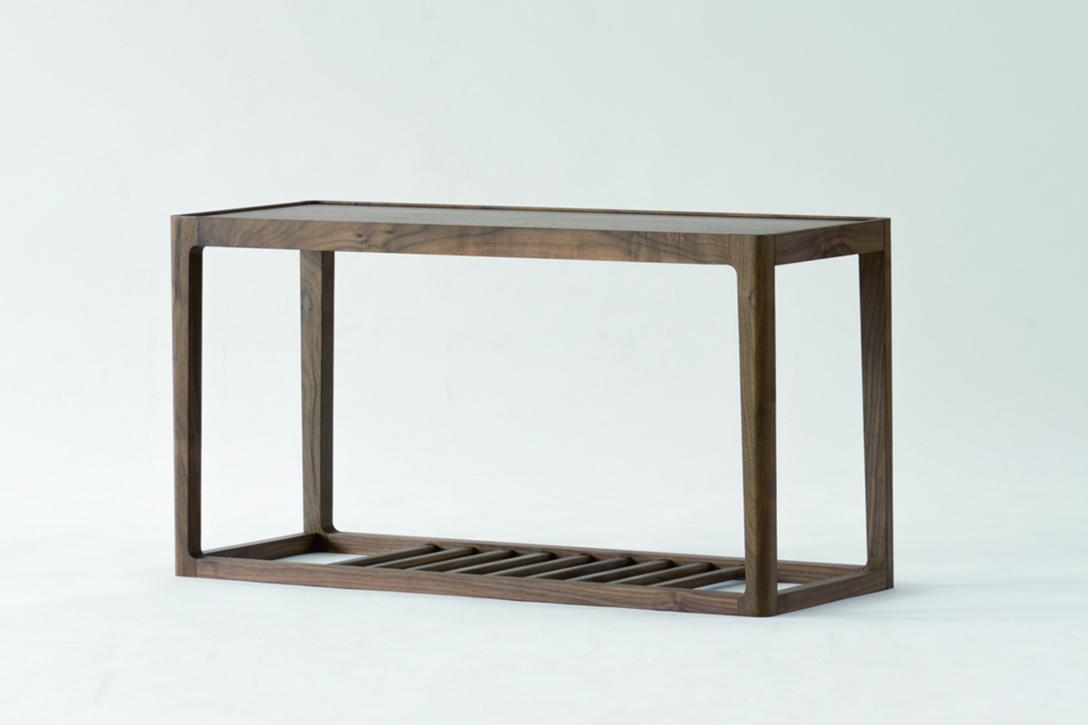 IKASAS | APARTMENT TEA TABLE