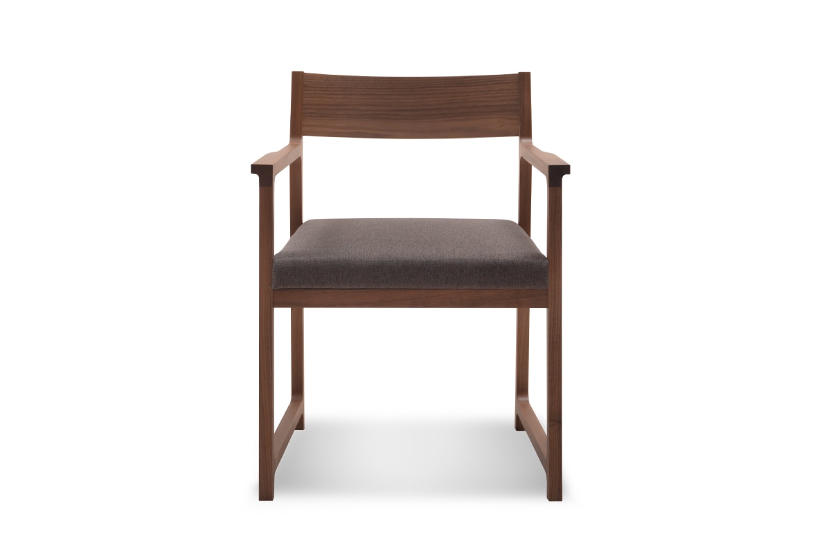 RIN 023 ARM CHAIR
