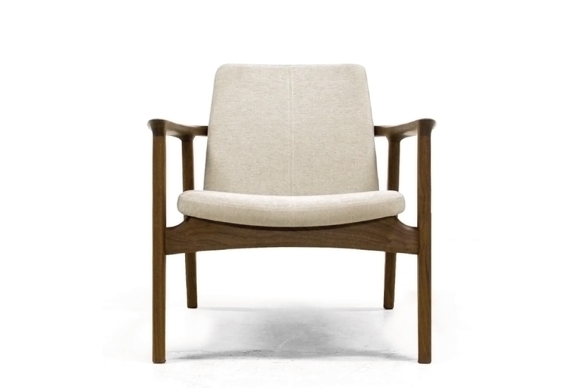 ROBINSON LOUNGE CHAIR