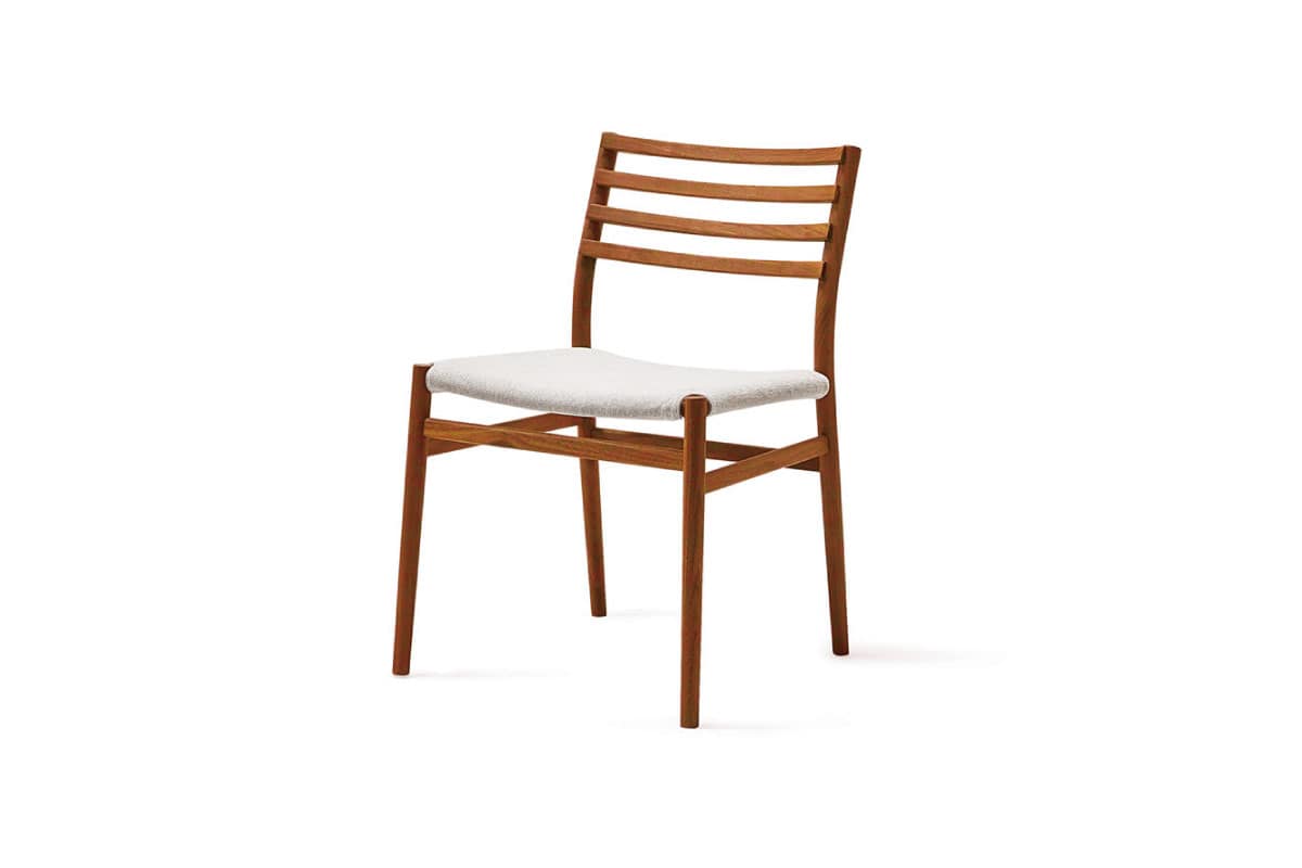 YU UC8 DINING CHAIR